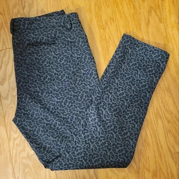 Calvin Klein Pants - Calvin Klein Leopard Print Skinny Trousers, Size 12